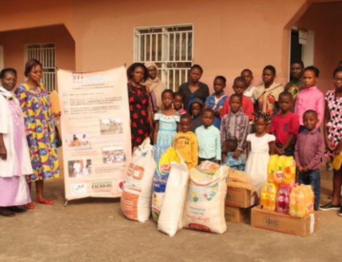 Dons de denrées almentaires aux orphelinats