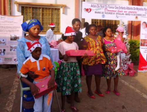 Abre de Noël en faveur des enfants victimes des maladies rares